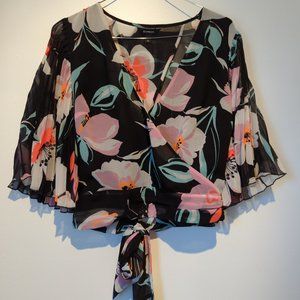 Floral, cropped, wrap shirt